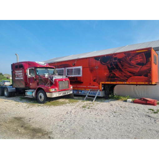 American truck cafeteria