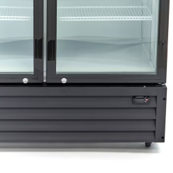 MAXIMA Beverage refrigerator 700L
